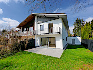 Herrlicher Hausanblick von der Gartenseite